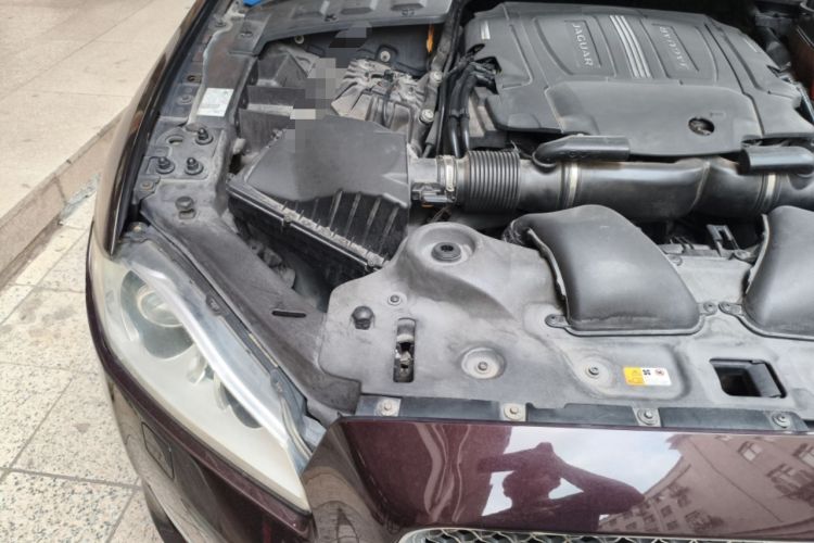 Used Jaguar XJ 2015 XJL 3.0 SC Elegant Business 80th Anniversary Limited Edition Engine Bay Right
