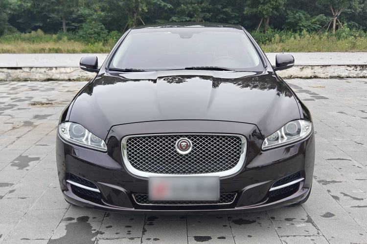 Used Jaguar XJ 2015 XJL 3.0 SC Two-Wheel-Drive Panoramic Business Edition Exterior 1