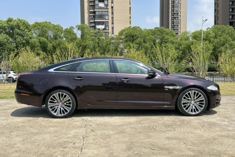 Used Jaguar XJ 2015 XJL 3.0 SC Two-Wheel-Drive Luxury Business Edition Exterior 4