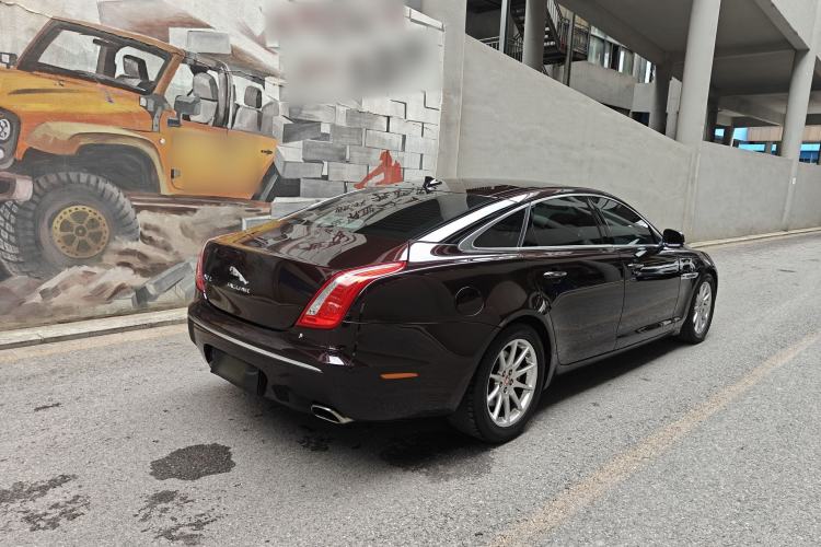 Used Jaguar XJ 2015 XJL 2.0T Two-Wheel-Drive Elegant Business Edition Exterior 5