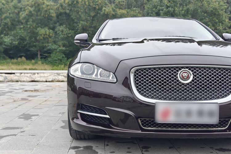 Used Jaguar XJ 2015 XJL 3.0 SC Two-Wheel-Drive Panoramic Business Edition Exterior 7