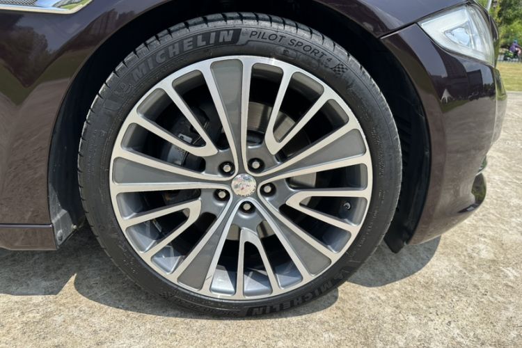 Used Jaguar XJ 2015 XJL 3.0 SC Two-Wheel-Drive Luxury Business Edition Exterior 8
