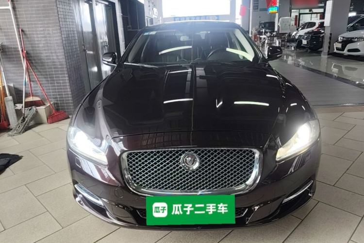 Used Jaguar XJ 2015 XJL 2.0T Two-Wheel-Drive Elegant Business Edition Front