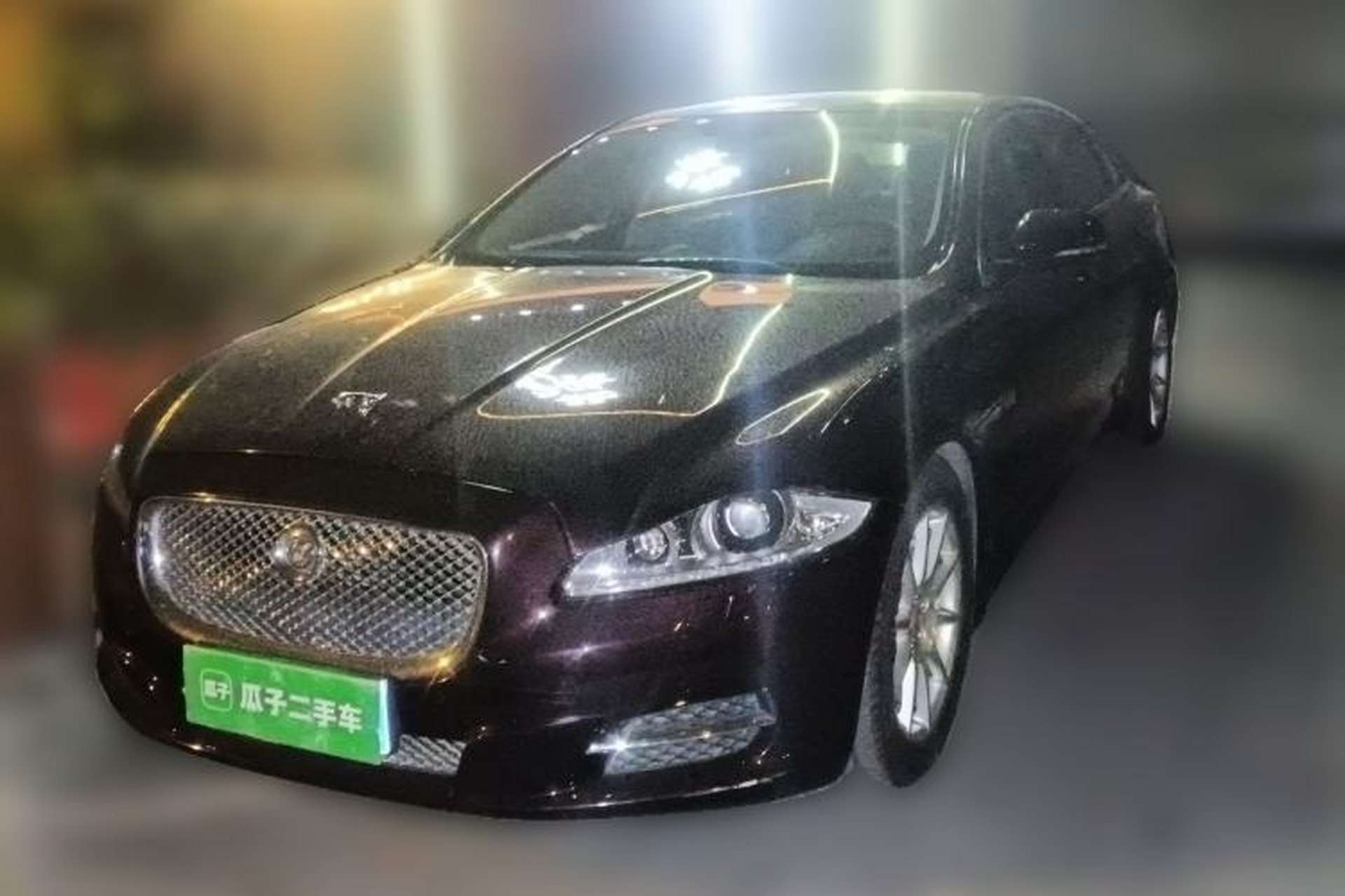 Used Jaguar XJ 2015 XJL 3.0 SC Elegant Business 80th Anniversary Limited Edition Front Left 45 Deg