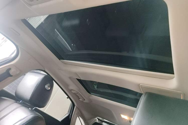 Used Jaguar XJ 2015 XJL 2.0T Two-Wheel-Drive Elegant Business Edition Headliner