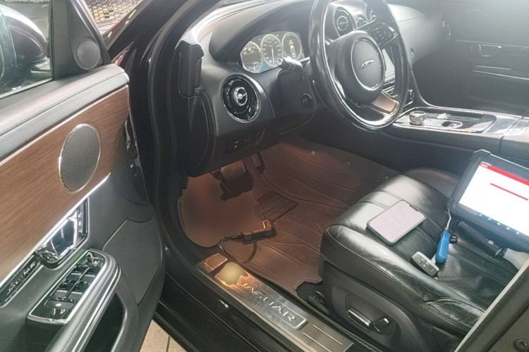 Used Jaguar XJ 2015 XJL 2.0T Two-Wheel-Drive Elegant Business Edition Left Front Seat