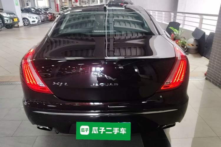 Used Jaguar XJ 2015 XJL 2.0T Two-Wheel-Drive Elegant Business Edition Rear