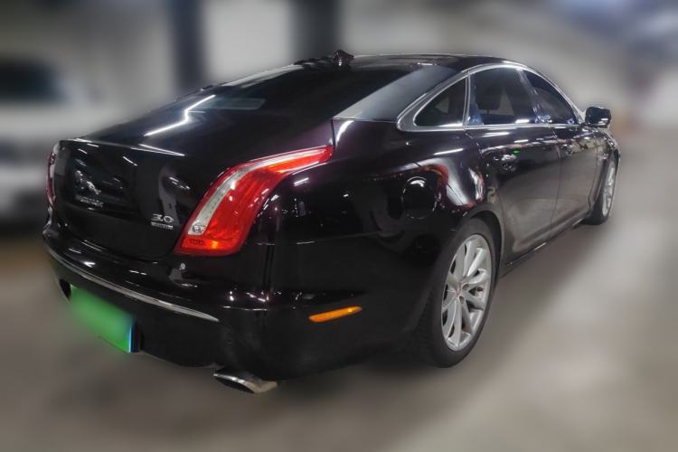 Used Jaguar XJ 2015 XJL 3.0 SC Four-Wheel Drive Panoramic Business Edition Rear Right 45 Deg