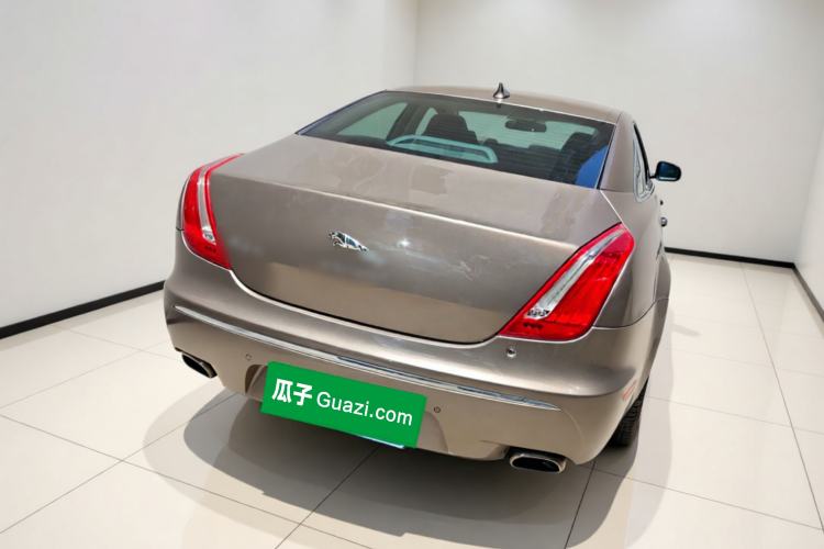 Used Jaguar XJ 2015 XJL 2.0T Elegance Business 80th Anniversary Limited Edition Rear Right 45 Deg