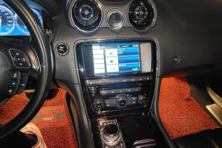 Used Jaguar XJ 2015 XJL 3.0 SC Elegant Business 80th Anniversary Limited Edition Audio And AC Panel