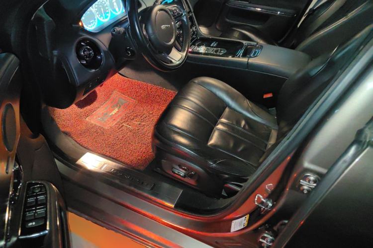 Used Jaguar XJ 2015 XJL 3.0 SC Elegant Business 80th Anniversary Limited Edition Driver Seat