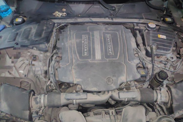 Used Jaguar XJ 2015 XJL 3.0 SC Elegant Business 80th Anniversary Limited Edition Engine Bay