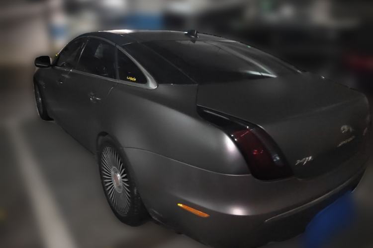 Used Jaguar XJ 2015 XJL 2.0T Elegance Business 80th Anniversary Limited Edition Rear Left 45 Deg
