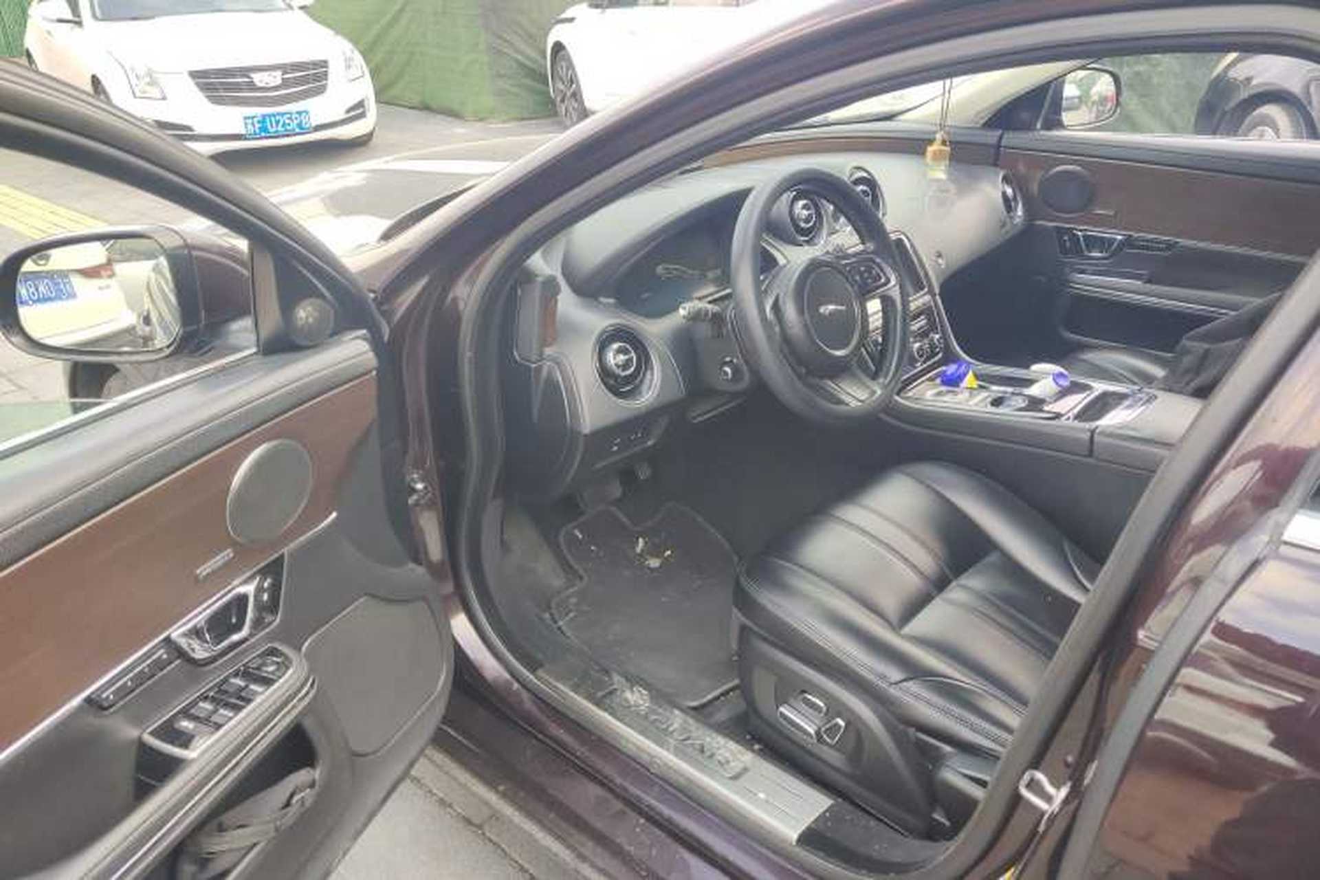Used Jaguar XJ 2015 XJL 3.0 SC Elegant Business 80th Anniversary Limited Edition Driver Seat