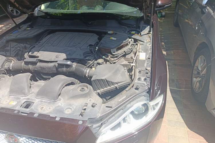 Used Jaguar XJ 2015 XJL 3.0 SC Four-Wheel Drive Luxury Business Edition Engine Bay Left