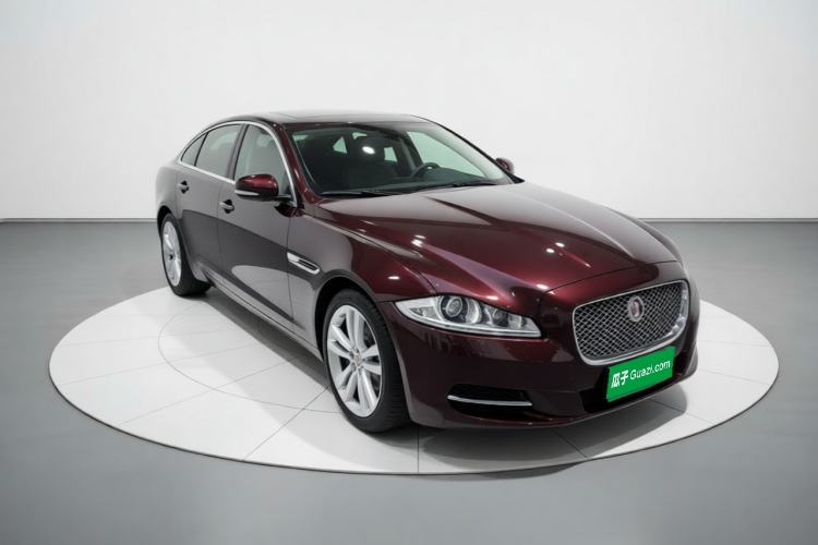 Used Jaguar XJ 2015 XJL 3.0 SC Four-Wheel Drive Luxury Business Edition Front Right 45 Deg