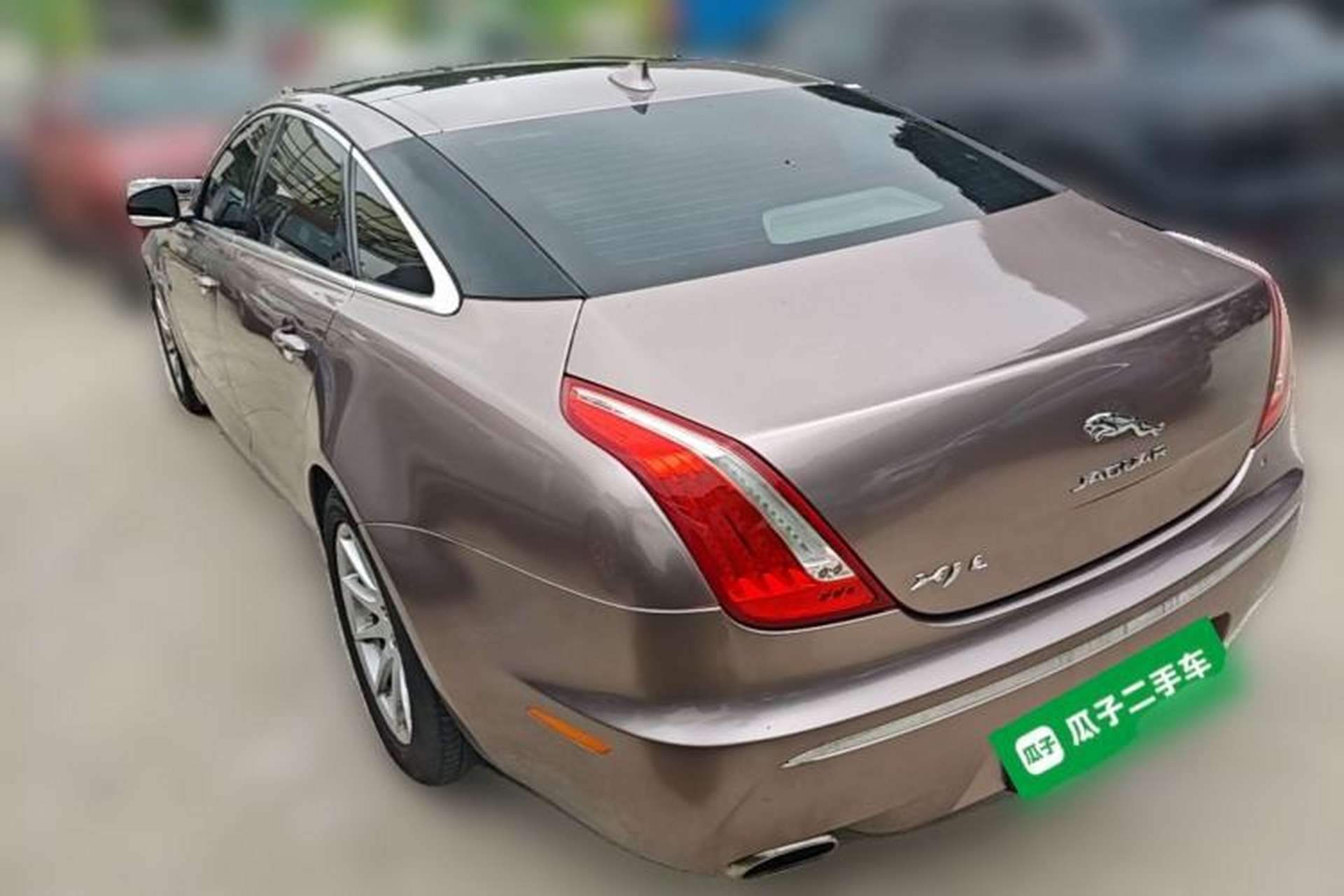 Used Jaguar XJ 2015 XJL 2.0T Two-Wheel-Drive Elegant Business Edition Rear Left 45 Deg