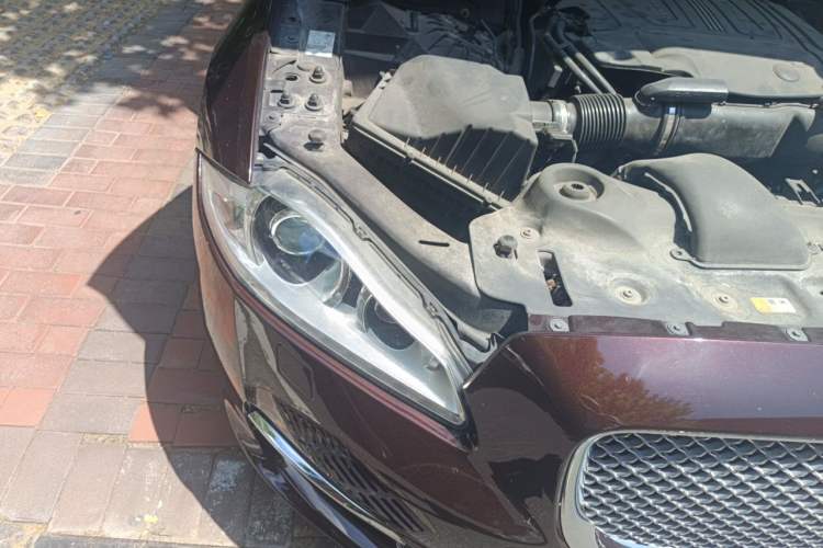 Used Jaguar XJ 2015 XJL 3.0 SC Four-Wheel Drive Luxury Business Edition Right Front Headlight