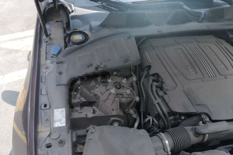 Used Jaguar XJ 2015 XJL 3.0 SC Elegant Business 80th Anniversary Limited Edition Engine Bay Right
