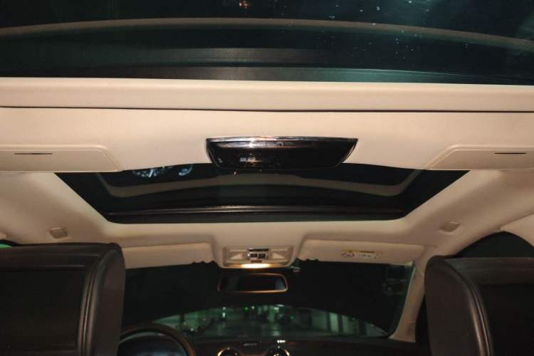 Used Jaguar XJ 2015 XJL 3.0 SC Four-Wheel Drive Panoramic Business Edition Headliner