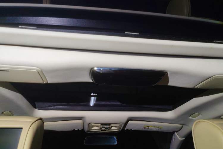 Used Jaguar XJ 2015 XJL 3.0 SC Four-Wheel Drive Panoramic Business Edition Headliner