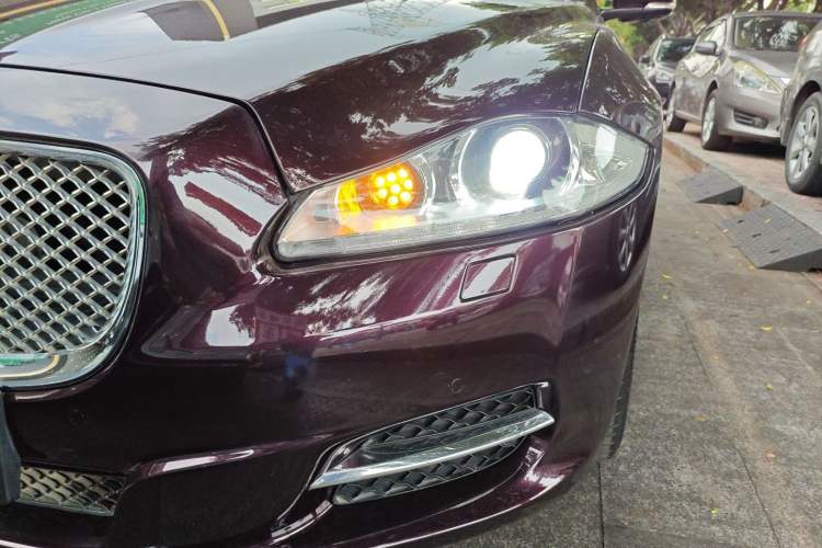 Used Jaguar XJ 2015 XJL 3.0 SC Elegant Business 80th Anniversary Limited Edition Left Front Headlight