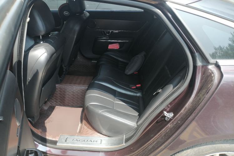 Used Jaguar XJ 2015 XJL 3.0 SC Elegant Business 80th Anniversary Limited Edition Left Rear Seat