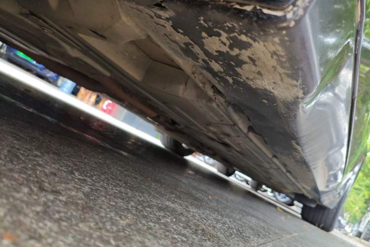 Used Jaguar XJ 2015 XJL 3.0 SC Elegant Business 80th Anniversary Limited Edition Left Side Sill