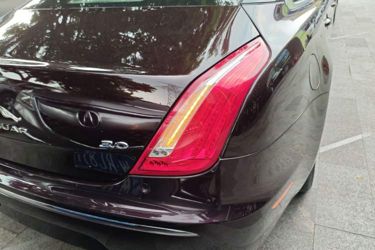 Used Jaguar XJ 2015 XJL 3.0 SC Elegant Business 80th Anniversary Limited Edition Right Rear Taillight
