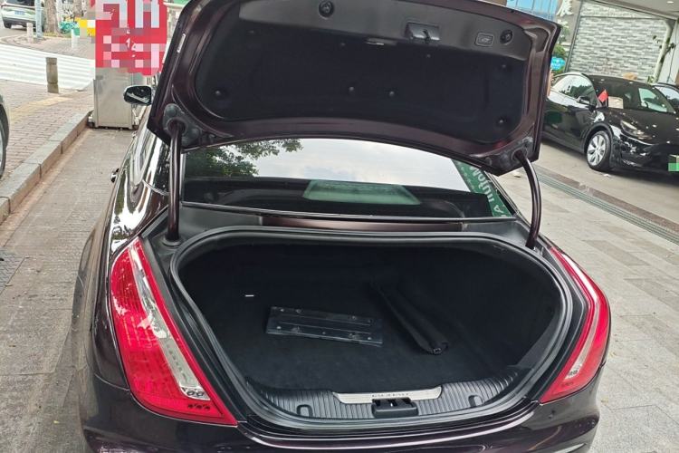 Used Jaguar XJ 2015 XJL 3.0 SC Elegant Business 80th Anniversary Limited Edition Trunk