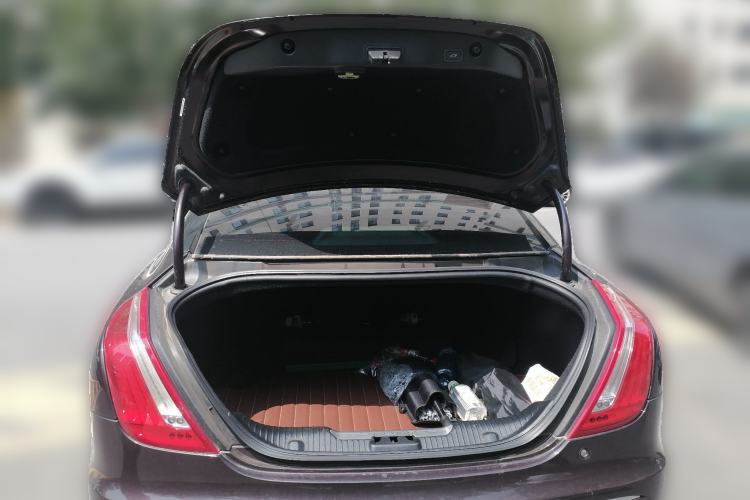 Used Jaguar XJ 2015 XJL 3.0 SC Elegant Business 80th Anniversary Limited Edition Trunk