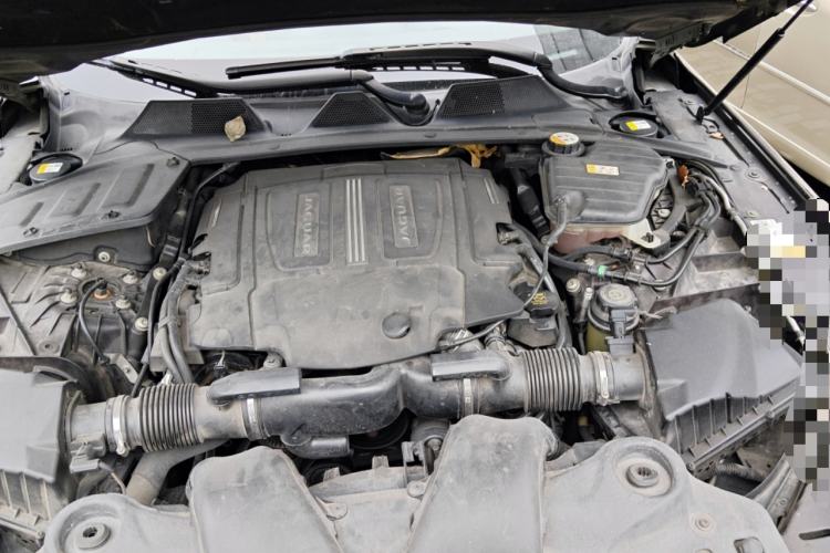 Used Jaguar XJ 2015 XJL 3.0 SC Elegant Business 80th Anniversary Limited Edition Engine Bay