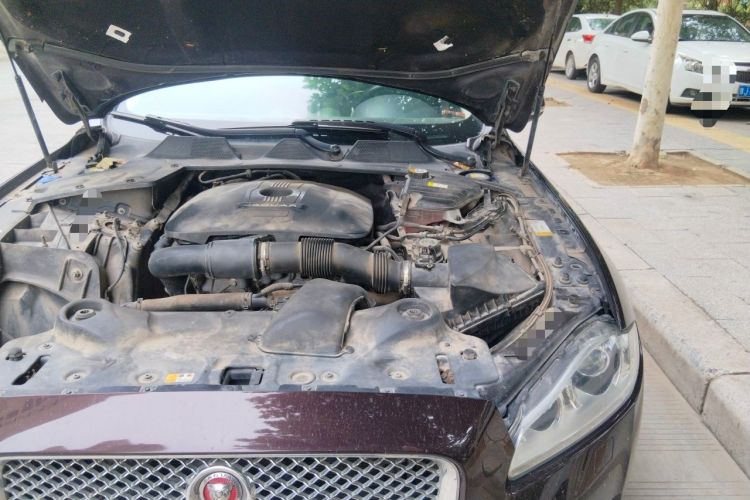 Used Jaguar XJ 2015 XJL 2.0T Elegance Business 80th Anniversary Limited Edition Engine Bay Left