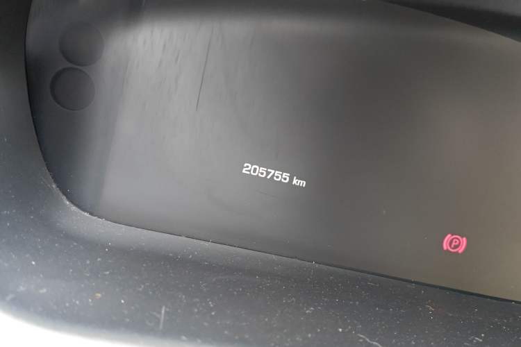 Used Jaguar XJ 2015 XJL 3.0 SC Elegant Business 80th Anniversary Limited Edition Odometer Close Up
