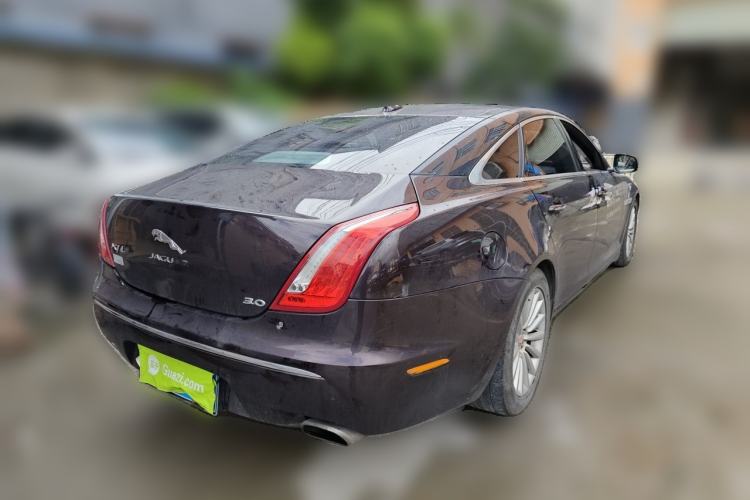 Used Jaguar XJ 2015 XJL 2.0T Elegance Business 80th Anniversary Limited Edition Rear Right 45 Deg