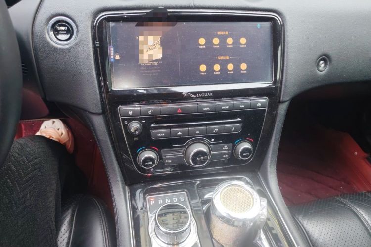 Used Jaguar XJ 2015 XJL 3.0 SC Four-Wheel Drive Luxury Business Edition Audio And AC Panel