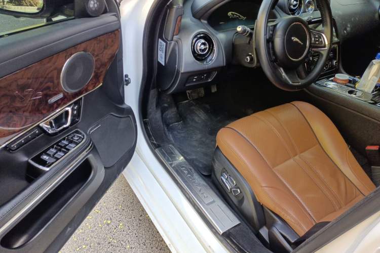 Used Jaguar XJ 2015 XJL 3.0 SC Four-Wheel Drive Luxury Business Edition Driver Seat