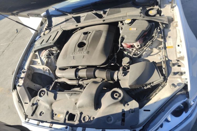 Used Jaguar XJ 2015 XJL 2.0T Elegance Business 80th Anniversary Limited Edition Engine Bay