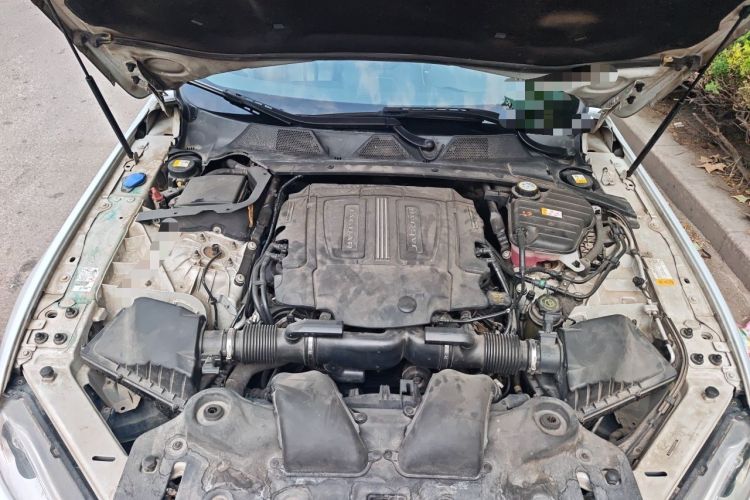 Used Jaguar XJ 2015 XJL 3.0 SC Elegant Business 80th Anniversary Limited Edition Engine Bay