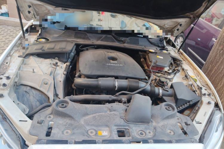 Used Jaguar XJ 2015 XJL 2.0T Elegance Business 80th Anniversary Limited Edition Engine Bay
