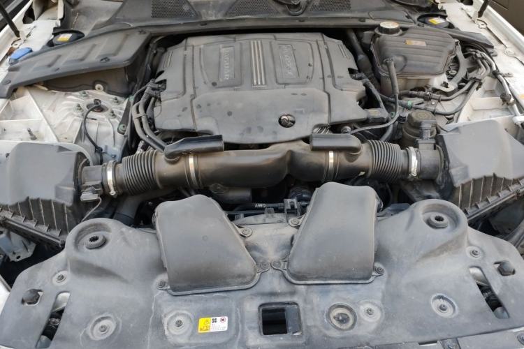 Used Jaguar XJ 2015 XJL 3.0 SC Four-Wheel Drive Panoramic Business Edition Engine Bay