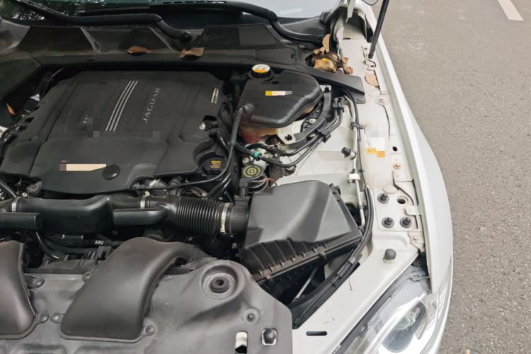Used Jaguar XJ 2015 XJL 3.0 SC Four-Wheel Drive Luxury Business Edition Engine Bay Left