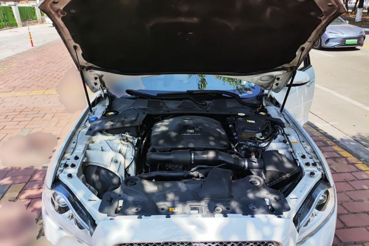 Used Jaguar XJ 2015 XJL 2.0T Elegance Business 80th Anniversary Limited Edition Engine Bay