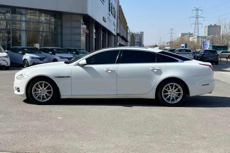 Used Jaguar XJ 2015 XJL 2.0T Elegance Business 80th Anniversary Limited Edition Exterior 2