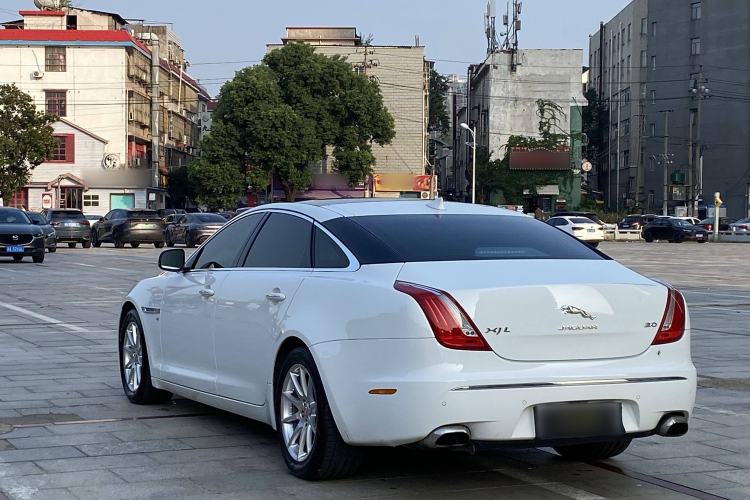 Used Jaguar XJ 2015 XJL 3.0 SC Elegant Business 80th Anniversary Limited Edition Exterior 5