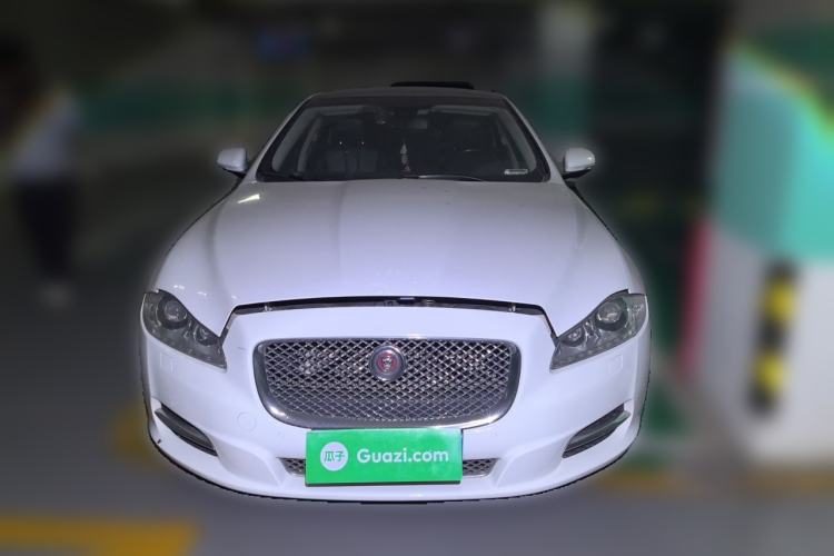 Used Jaguar XJ 2015 XJL 2.0T Two-Wheel-Drive Elegant Business Edition Front