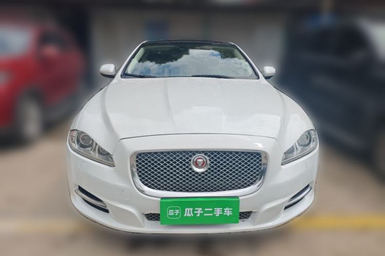 Used Jaguar XJ 2015 XJL 3.0 SC Four-Wheel Drive Panoramic Business Edition Front