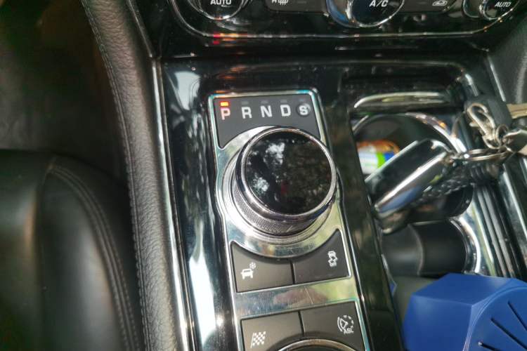 Used Jaguar XJ 2015 XJL 3.0 SC Elegant Business 80th Anniversary Limited Edition Gear Lever