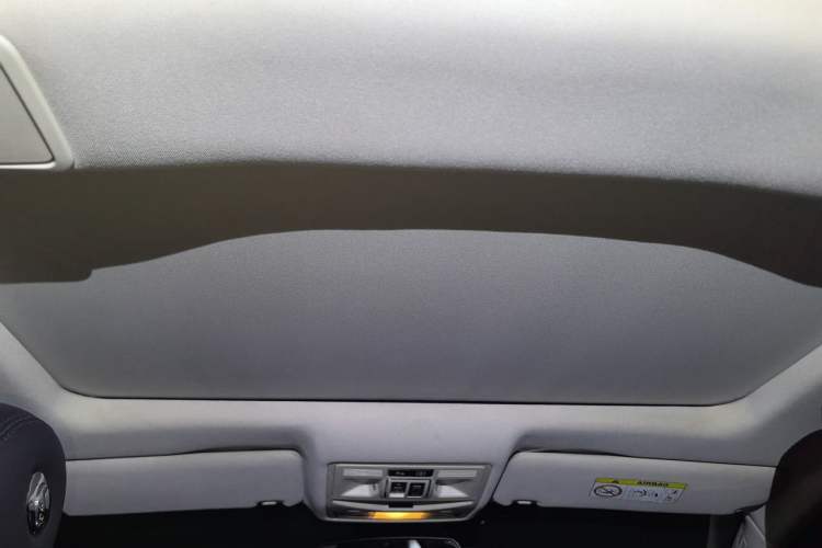 Used Jaguar XJ 2015 XJL 2.0T Two-Wheel-Drive Elegant Business Edition Headliner