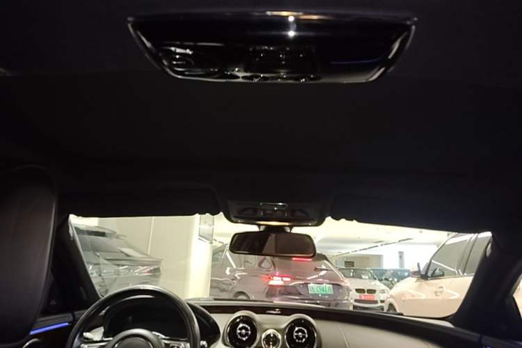 Used Jaguar XJ 2015 XJL 3.0 SC Two-Wheel-Drive Panoramic Business Edition Headliner